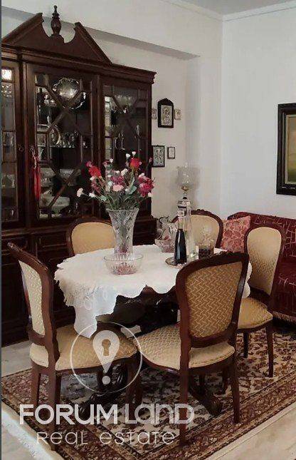 Forumland Real Estate, Καθιστικό