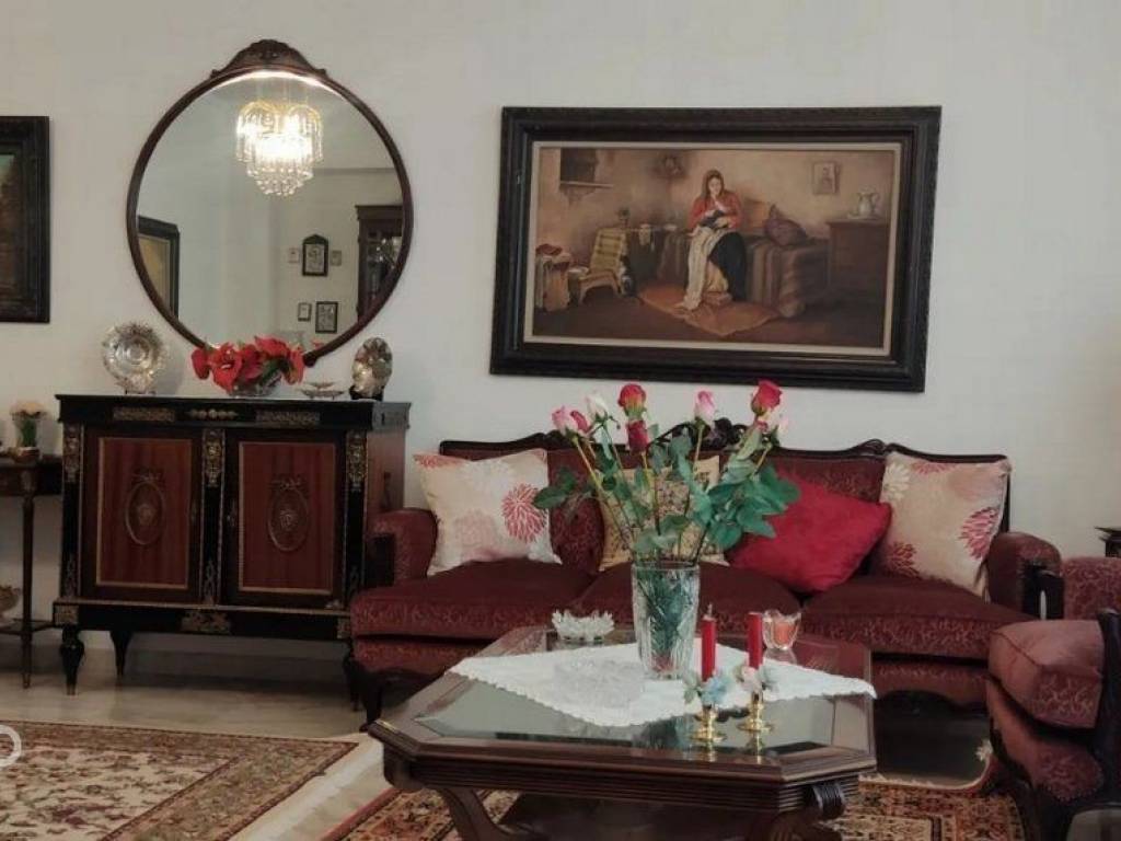 Forumland Real Estate, Καθιστικό