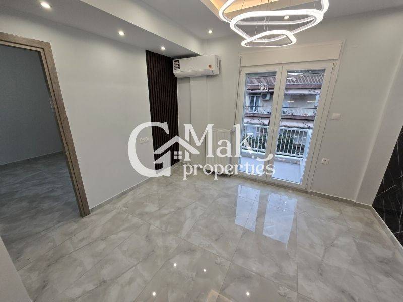 Σαλοκουζίνα