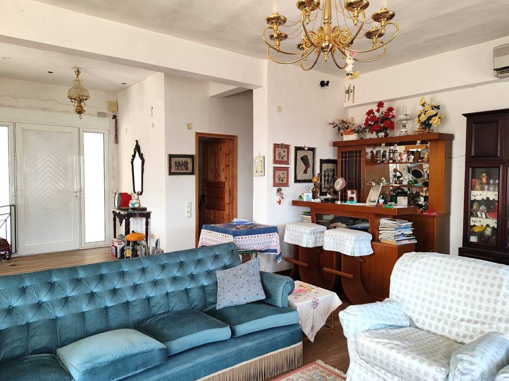 TO KATHISTIKO STO 1o OROPHO ME EXOTERIKE PROSBASE