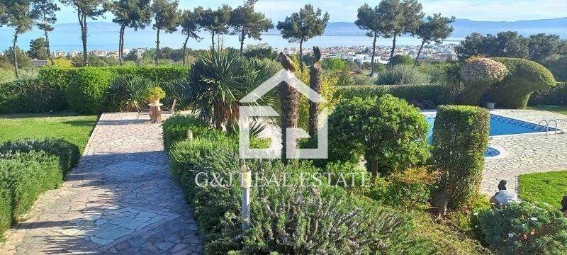 Θέα από μπαλκόνι