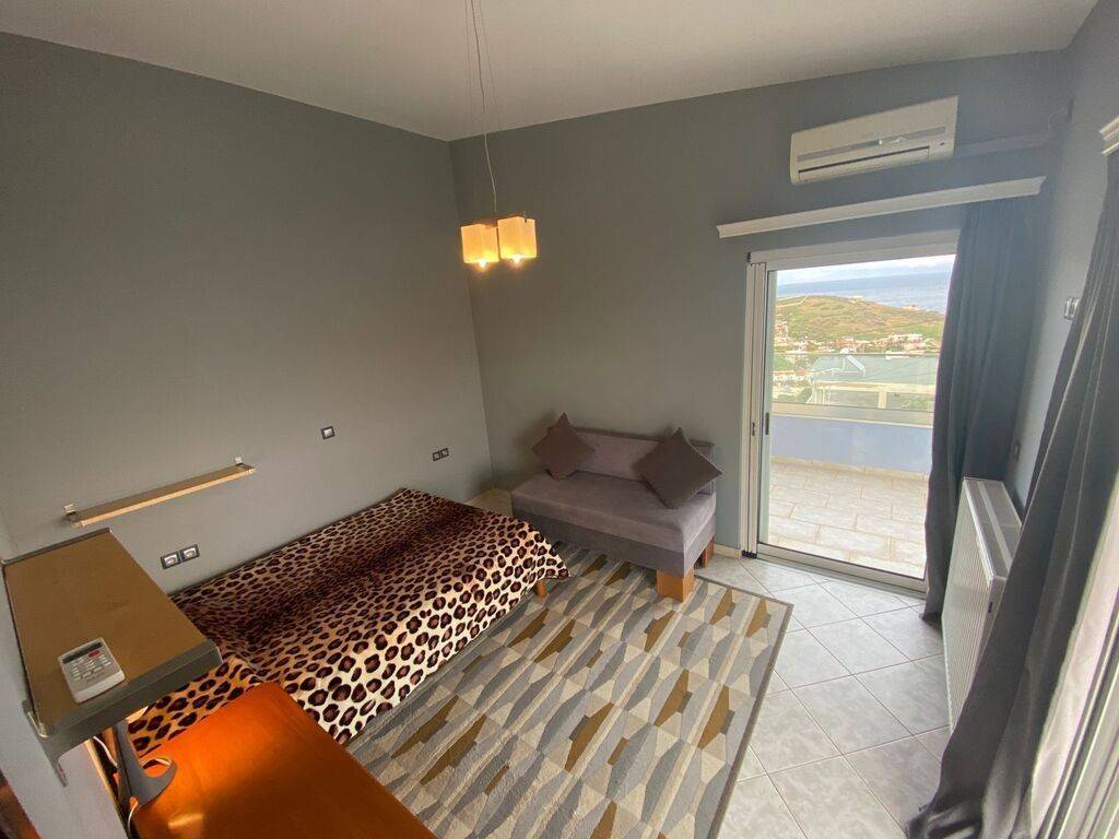 Detached - Grekodom 60606|900598