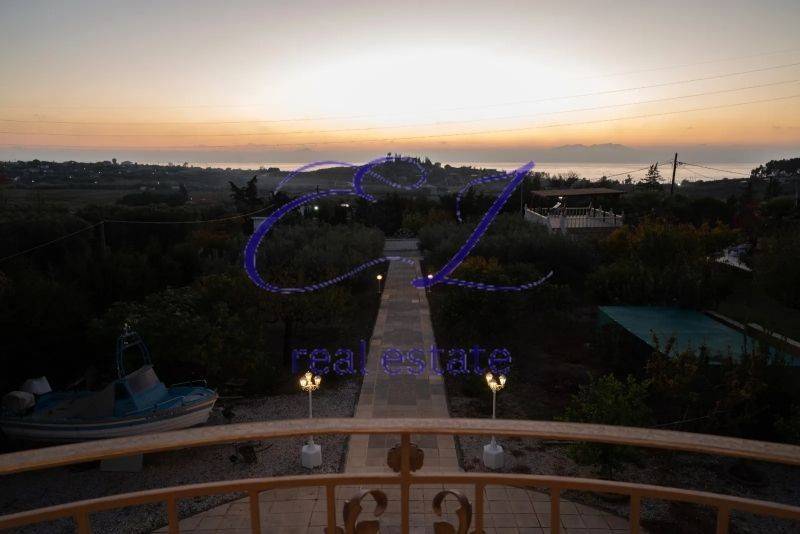 Θέα από μπαλκόνι