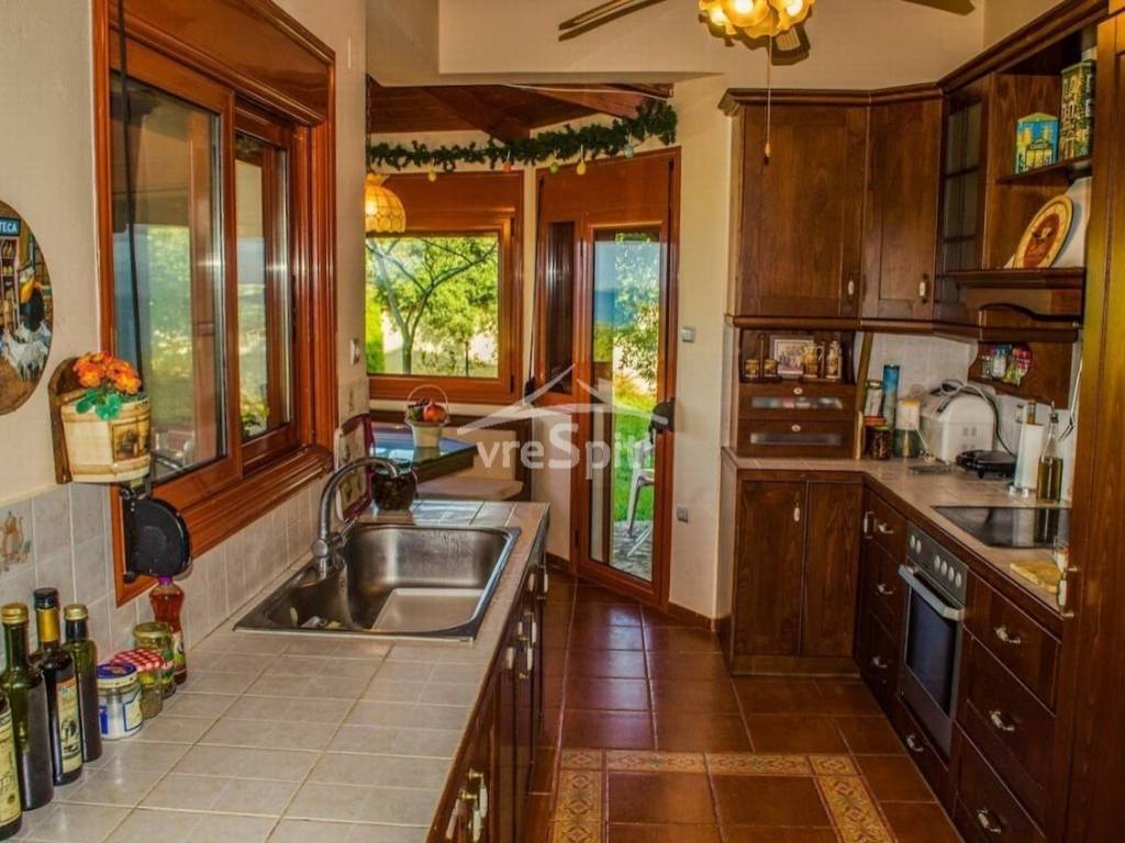 ΑΠΟΨΗ ΚΟΥΖΙΝΑΣ