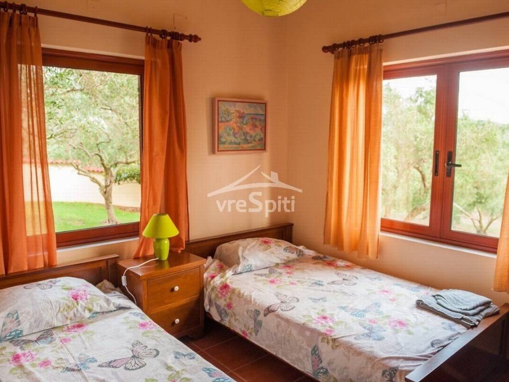 ΥΠΝΟΔΩΜΑΤΙΟ ΙΣΟΓΕΙΟΥ