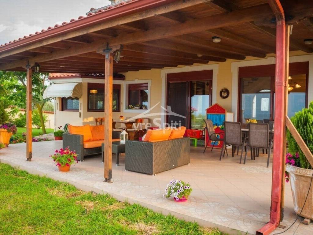 ΒΕΡΑΝΤΑ ΙΣΟΓΕΙΟΥ