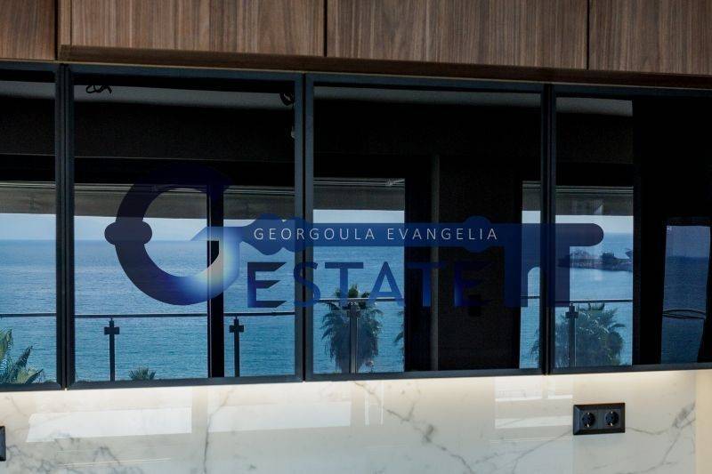 Θέα από κουζίνα