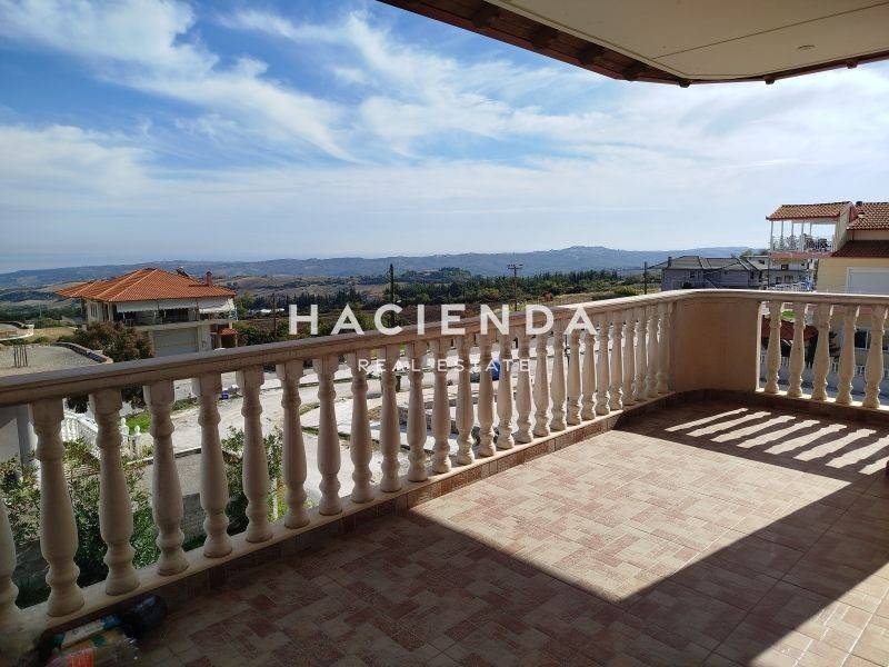 Θέα από μπαλκόνι