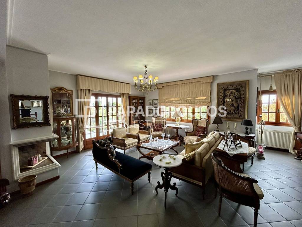 Εσωτερικοι χώροι