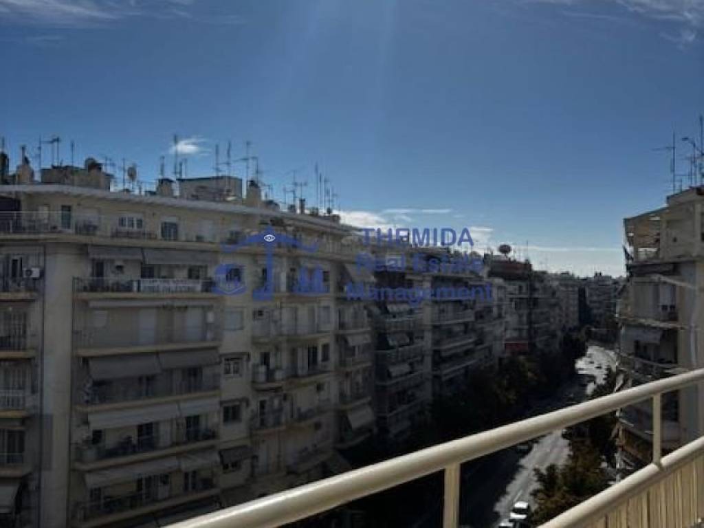 Θέα από μπαλκόνι