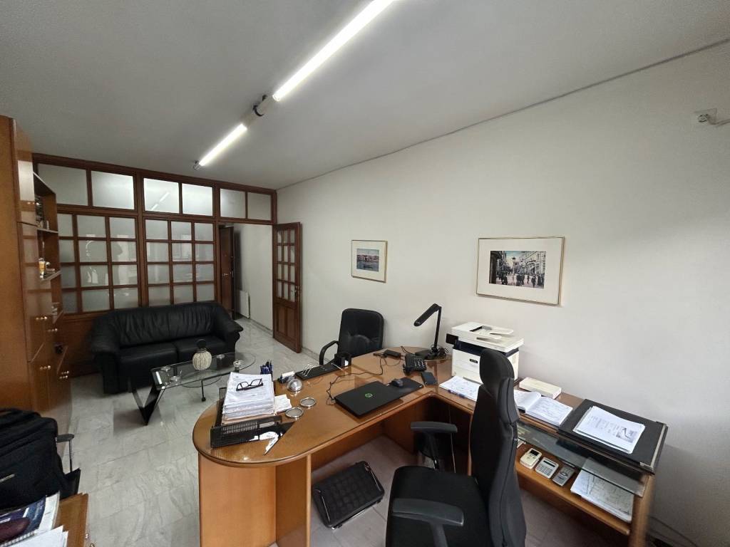 ΚΥΡΙΩΣ ΧΩΡΟΣ