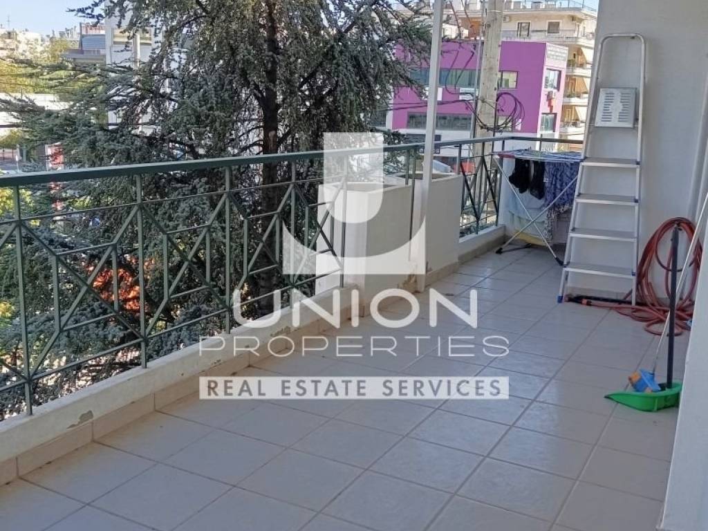 Θέα από μπαλκόνι