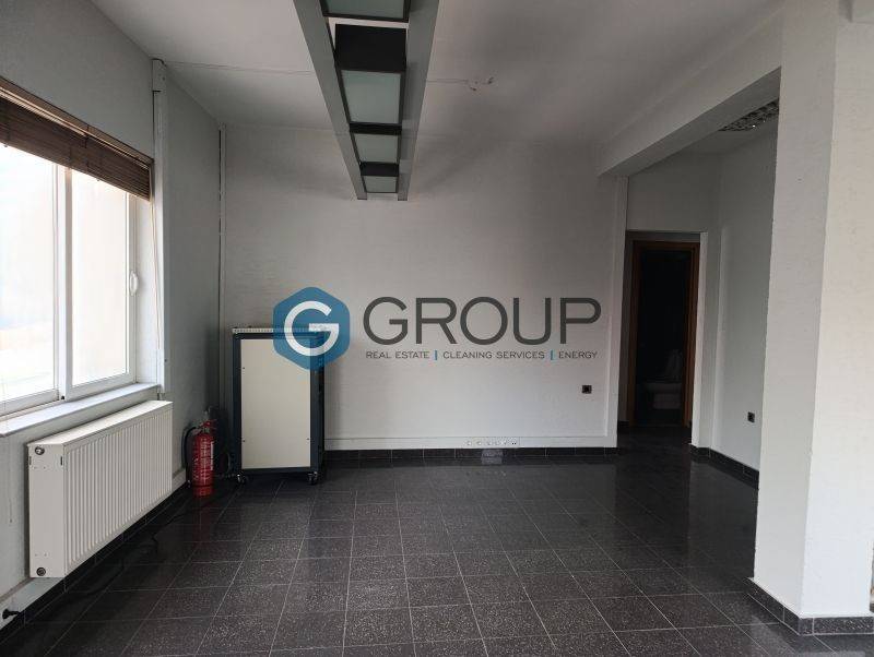 Τρείς χώροι