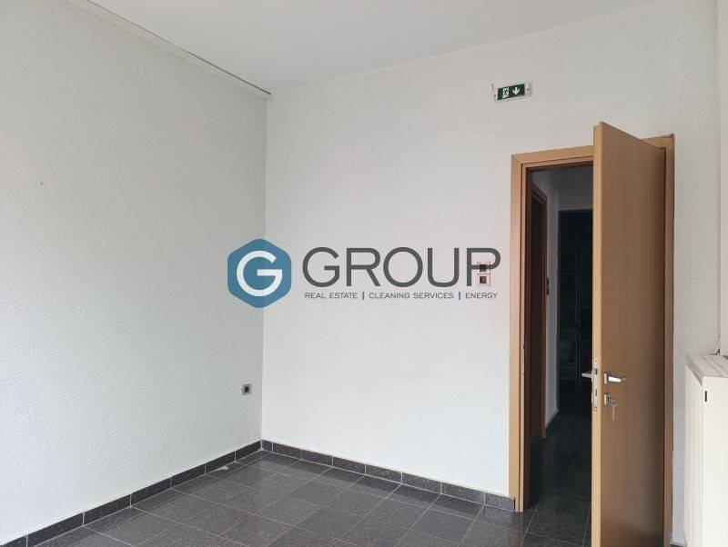 Τρείς χώροι