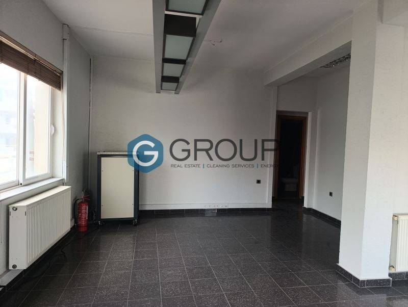 Τρείς χώροι