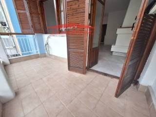 ΠΡΟΣΟΨΗ ΜΕ ΜΠΑΛΚΟΝΙ