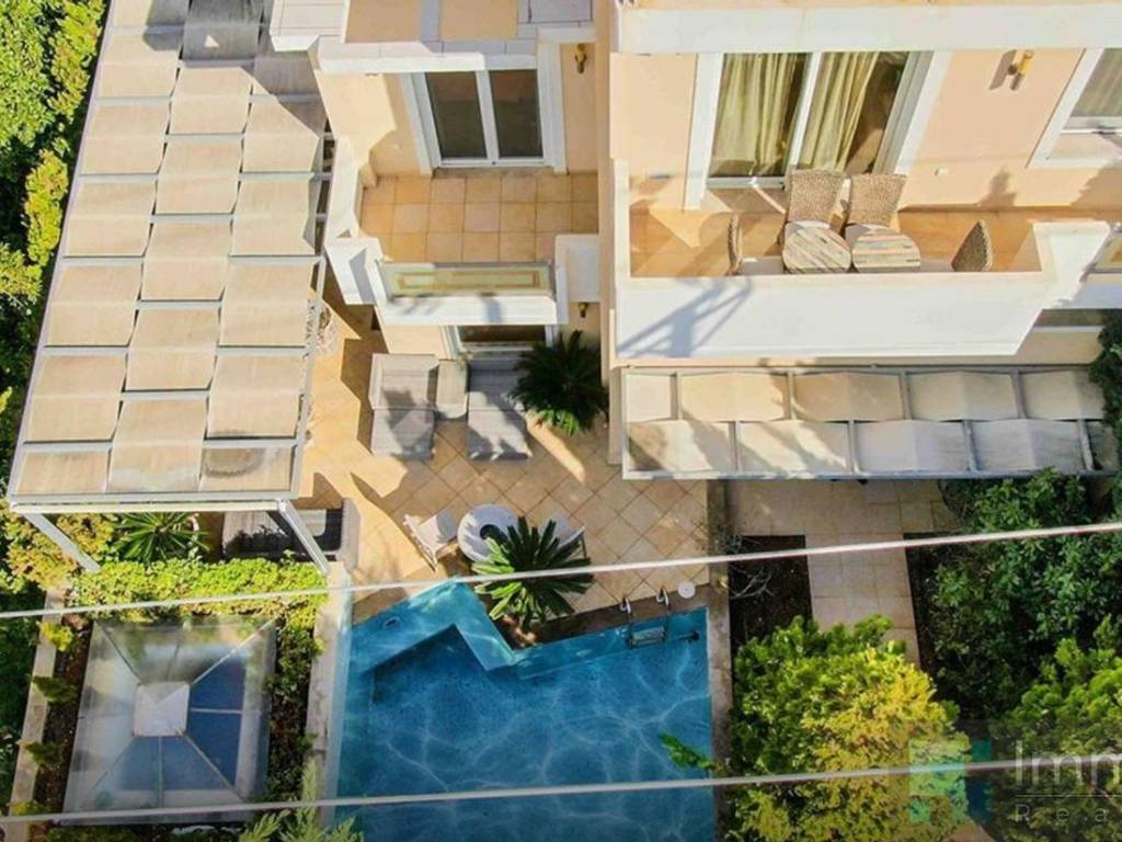 Εξωτερικοι χώροι