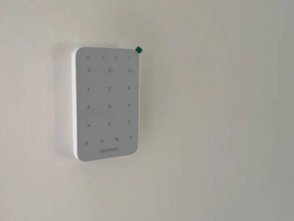 Forumland Real Estate, Συναγερμός