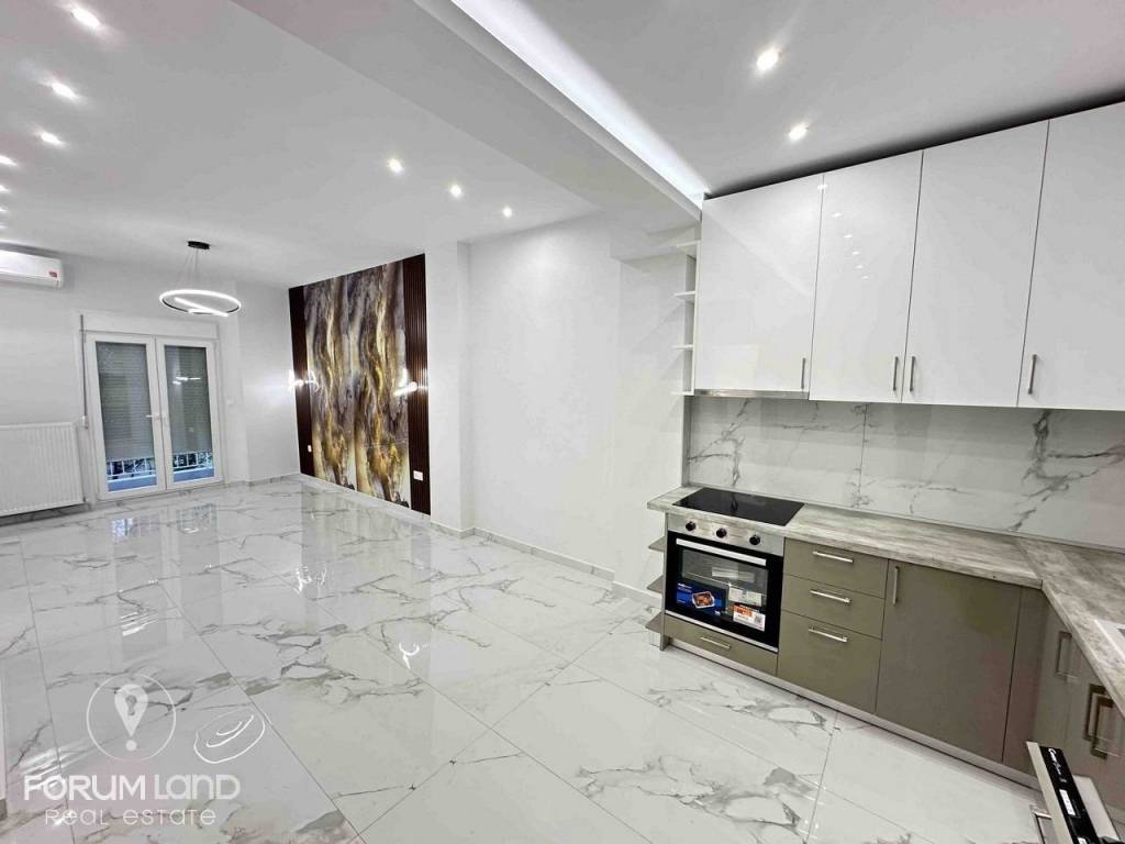 Forumland Real Estate, Σαλοκουζίνα