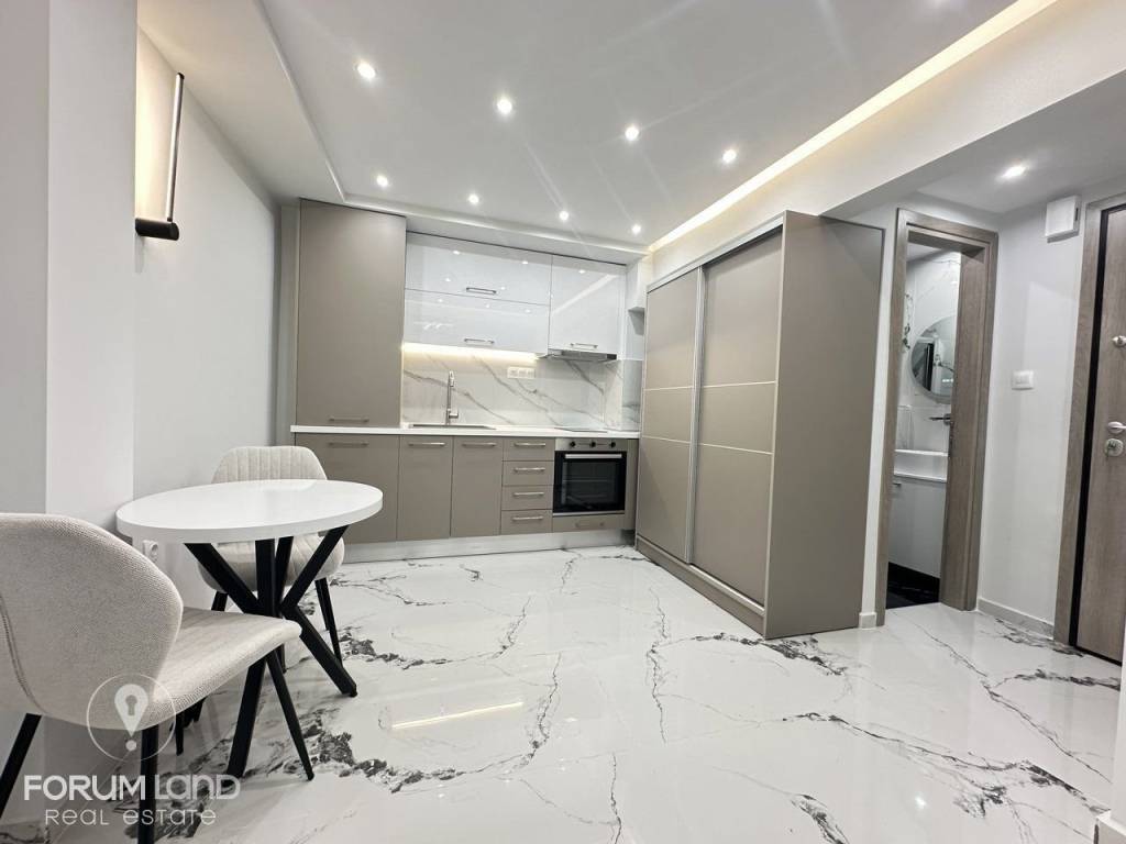 Forumland Real Estate, studio επιπλωμένο