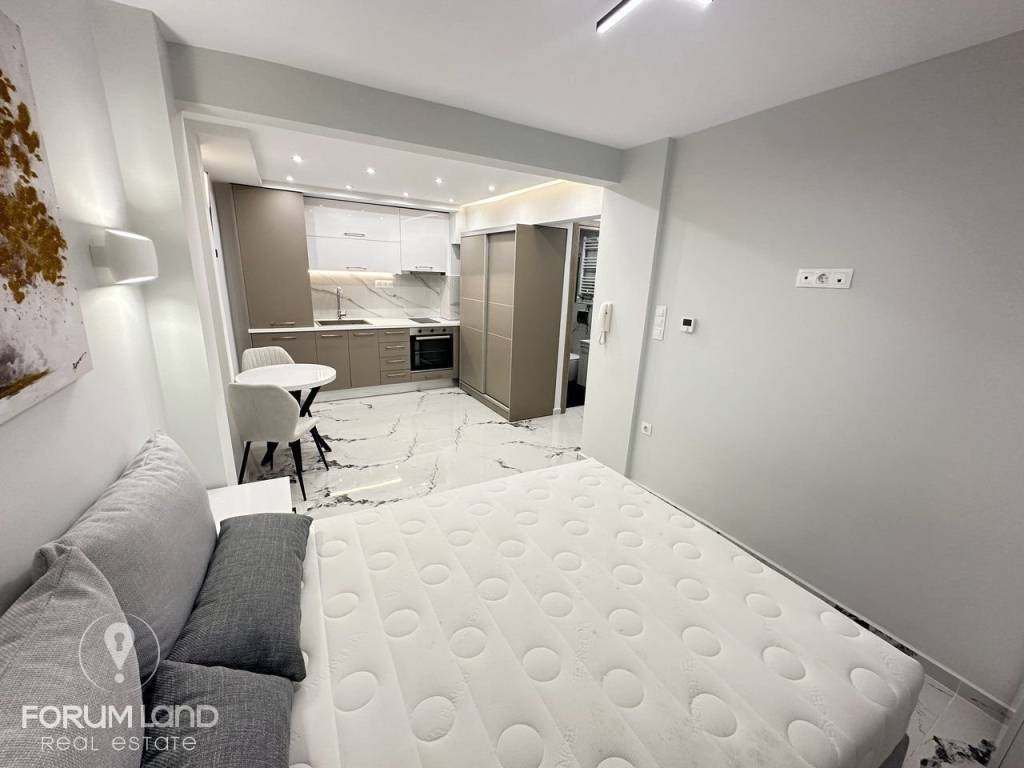 Forumland Real Estate, studio επιπλωμένο