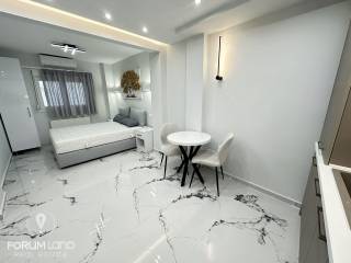 Forumland Real Estate, Studio