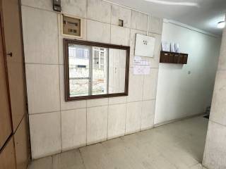 Forumland Real Estate, Είσοδος