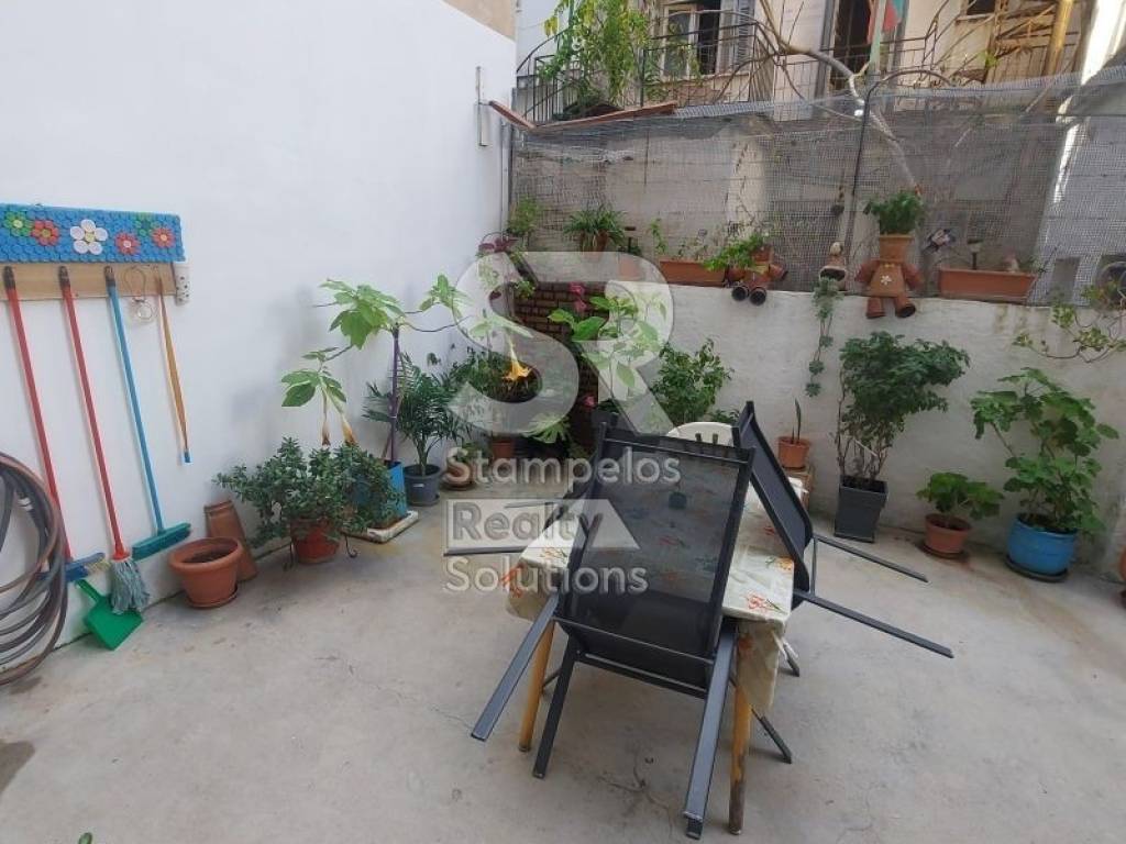 Θέα από μπαλκόνι