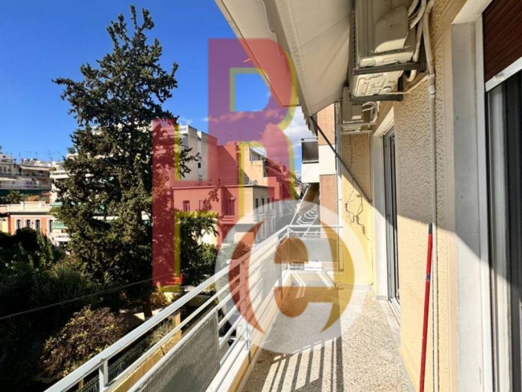 Θέα από μπαλκόνι