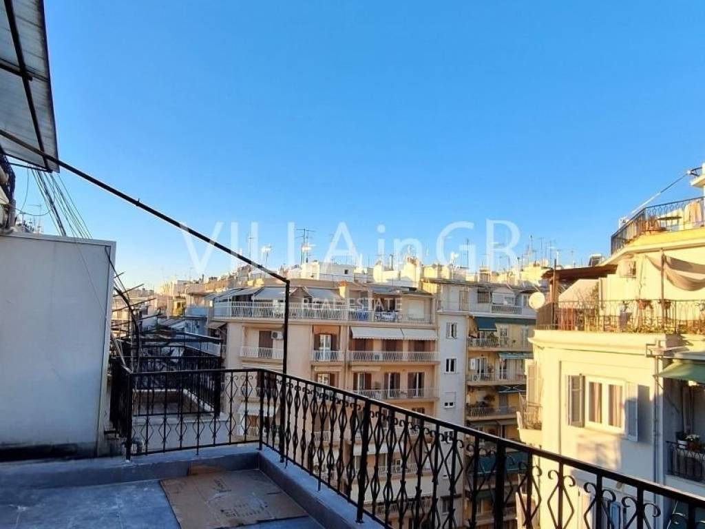 Θέα από μπαλκόνι