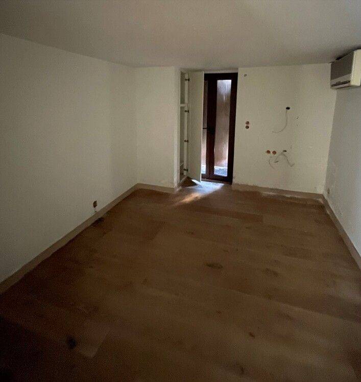 Detached - Grekodom 63279|984780