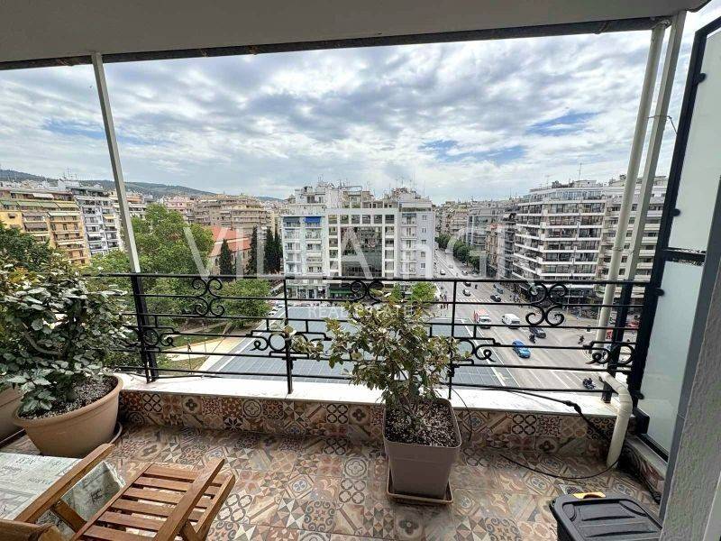 Θέα από μπαλκόνι