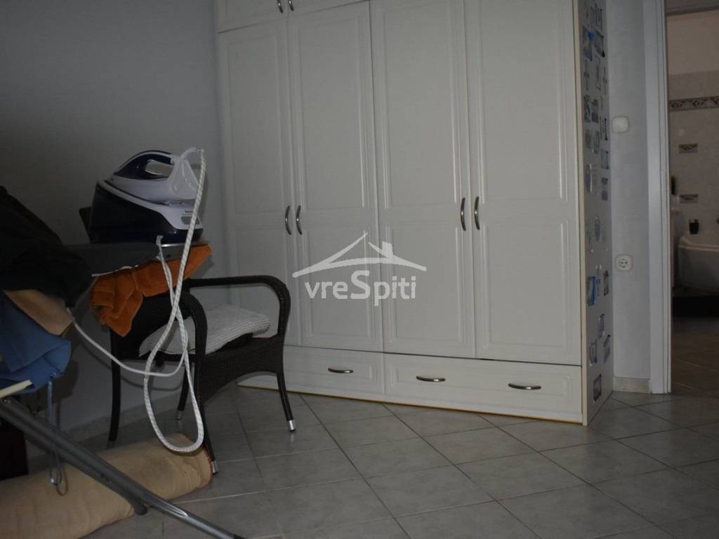 ΑΠΟΨΗ ΚΥΡΙΑΣ ΚΑΤΟΙΚΙΑΣ