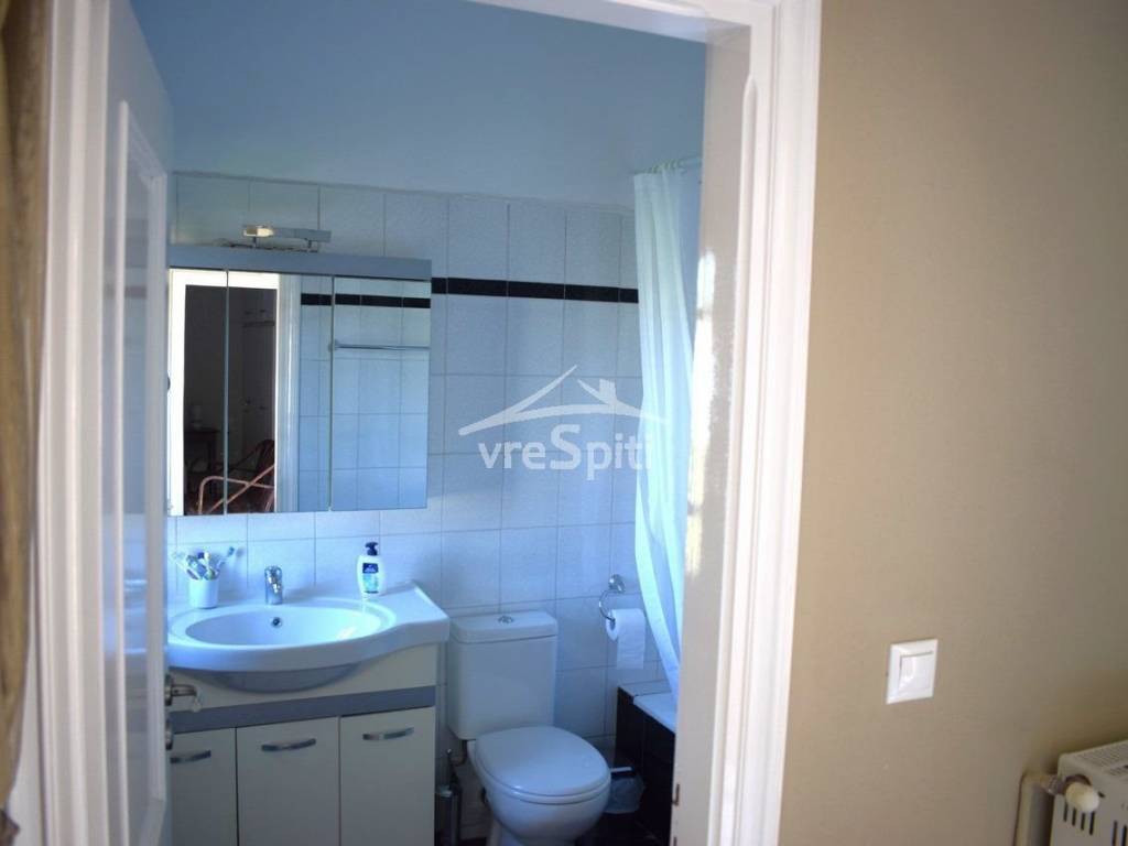 ΜΠΑΝΙΟ 1ου ΕΠΙΠΕΔΟΥ