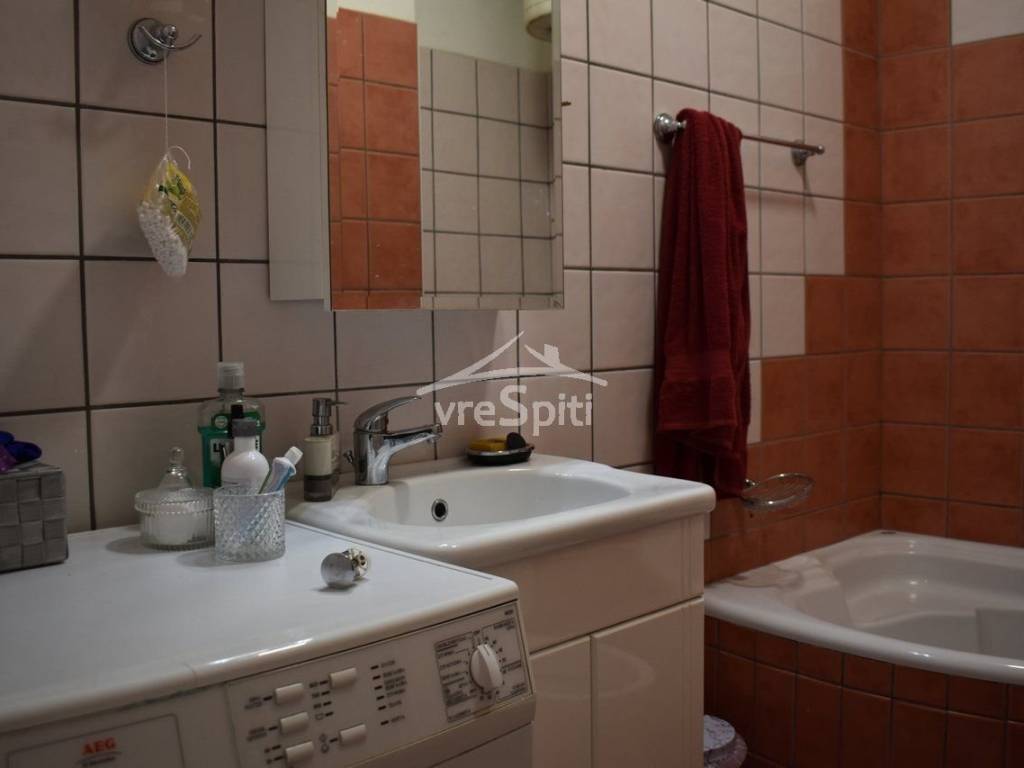 ΕΣΩΤΕΡΙΚΗ ΑΠΟΨΗ ΤΟΥ ΔΙΑΜΕΡΙΣΜΑΤΟΣ