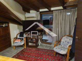 Ypnodomatio sophitas , 4o