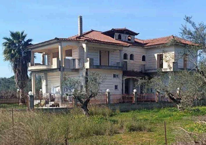 Εσωτερικοι χώροι