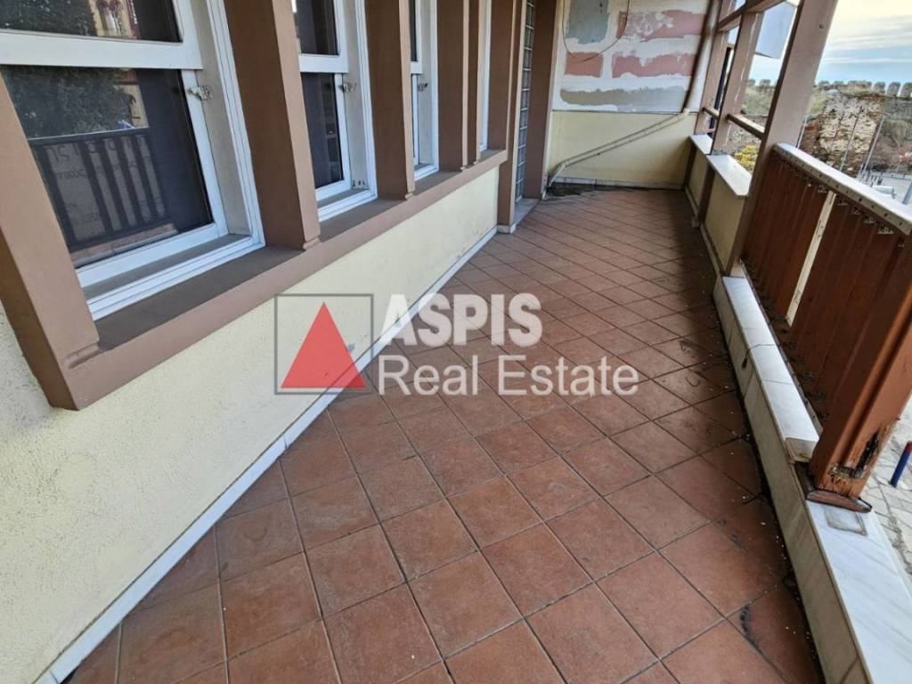 Εξωτερικοι χώροι