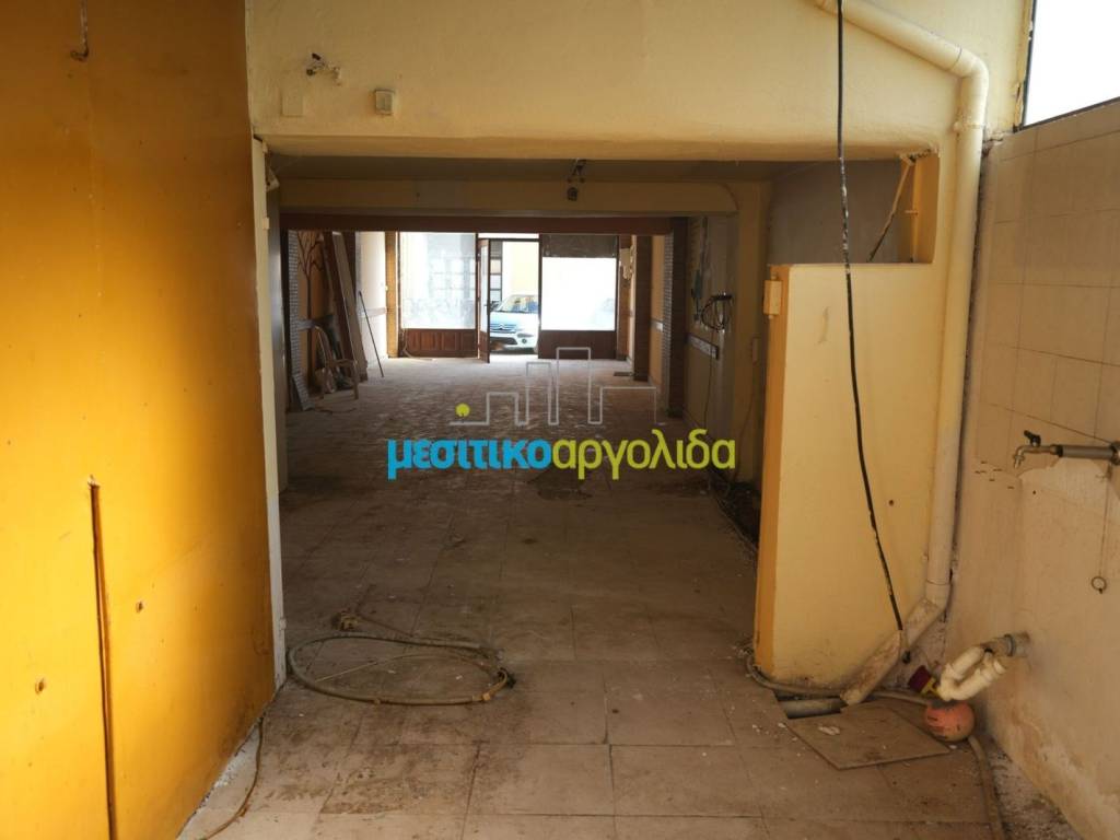 Εσωτερικοι χώροι