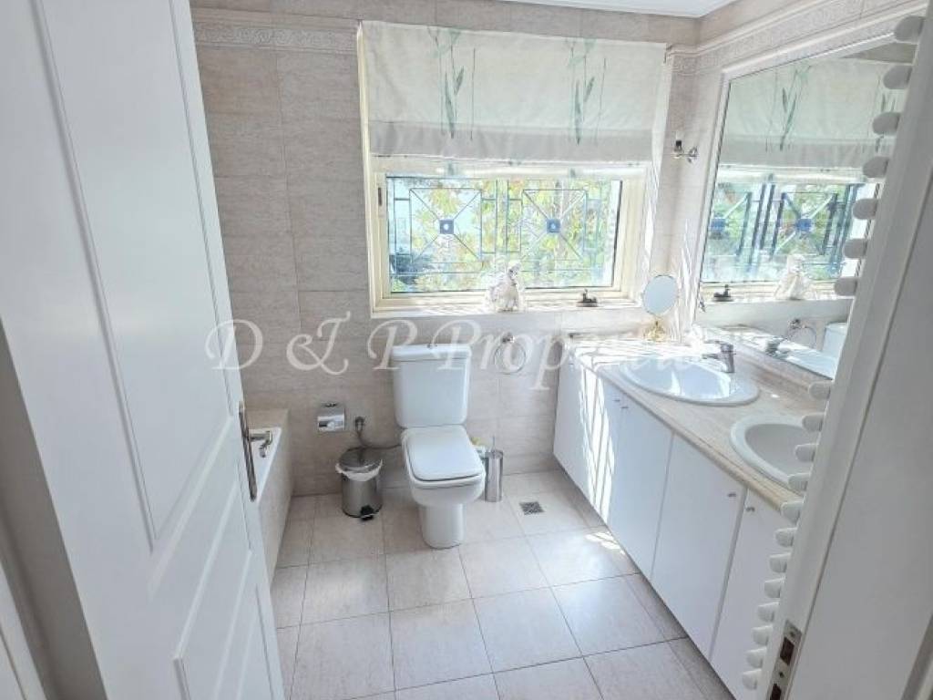 Λουτρό master υπνοδωματίου