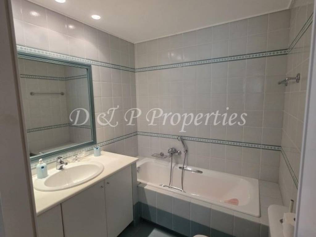 Μπάνιο υπνοδωματίων