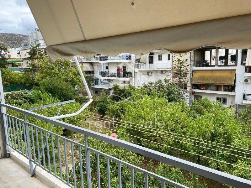 Θέα από μπαλκόνι