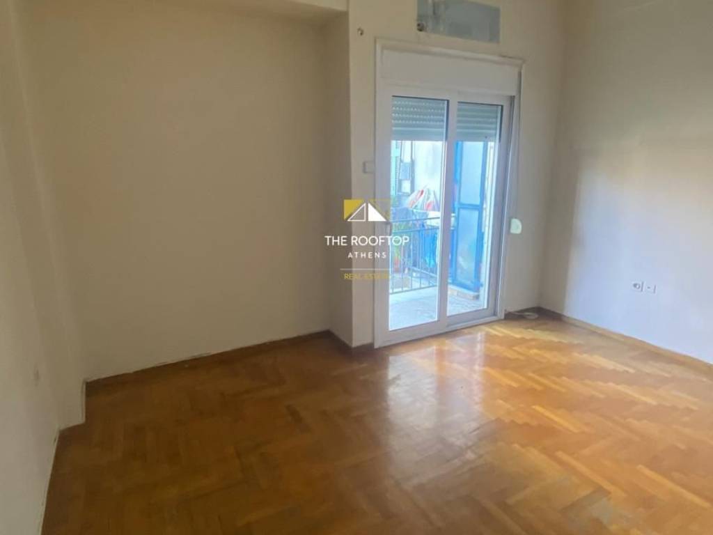 1o ypnodomatio ( 4e eikona)