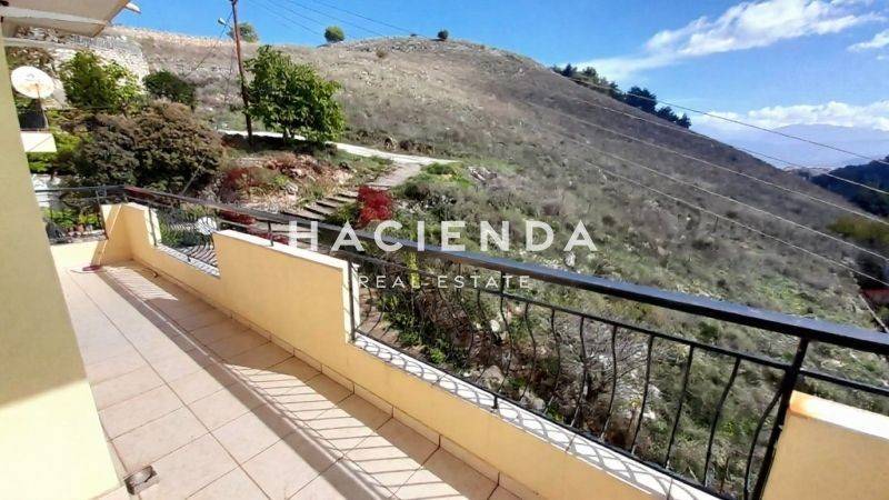 Θέα από μπαλκόνι