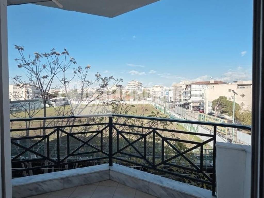 Θέα από μπαλκόνι