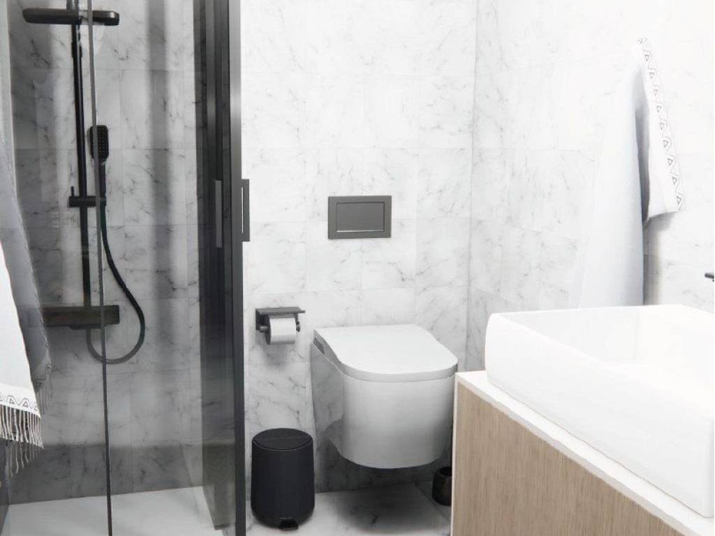 Forumland Real Estate, Μπάνιο