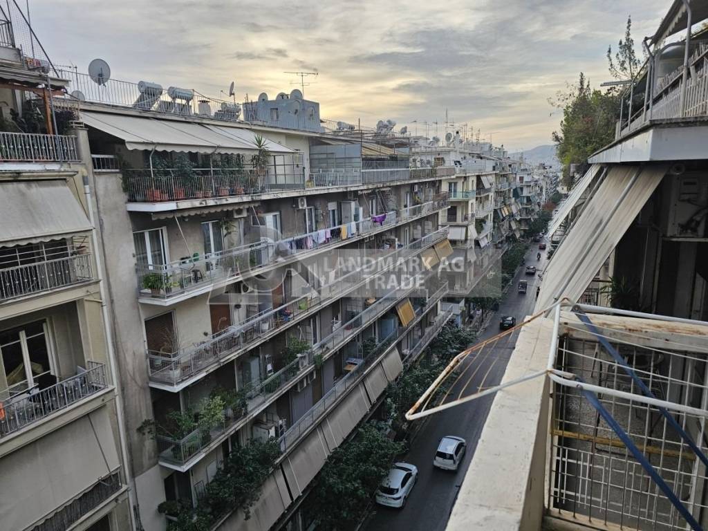 Θέα από μπαλκόνι