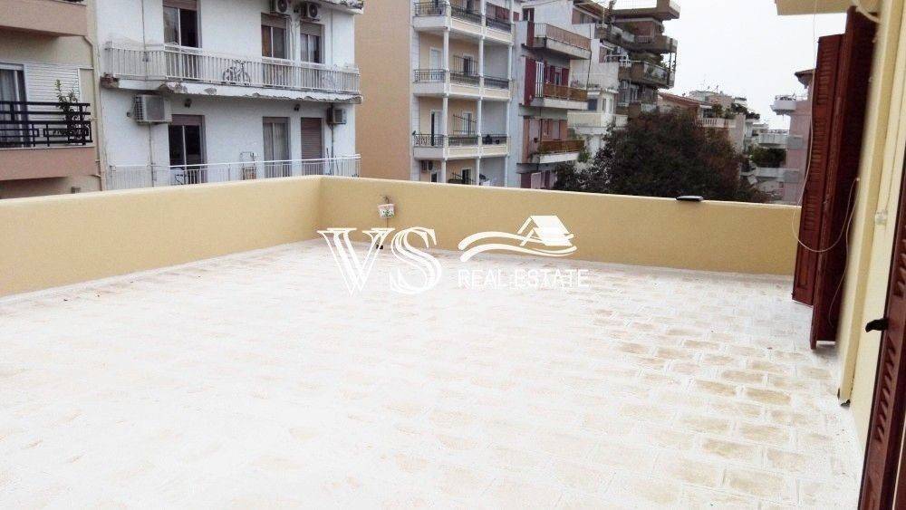 Θέα απο μπαλκόνι