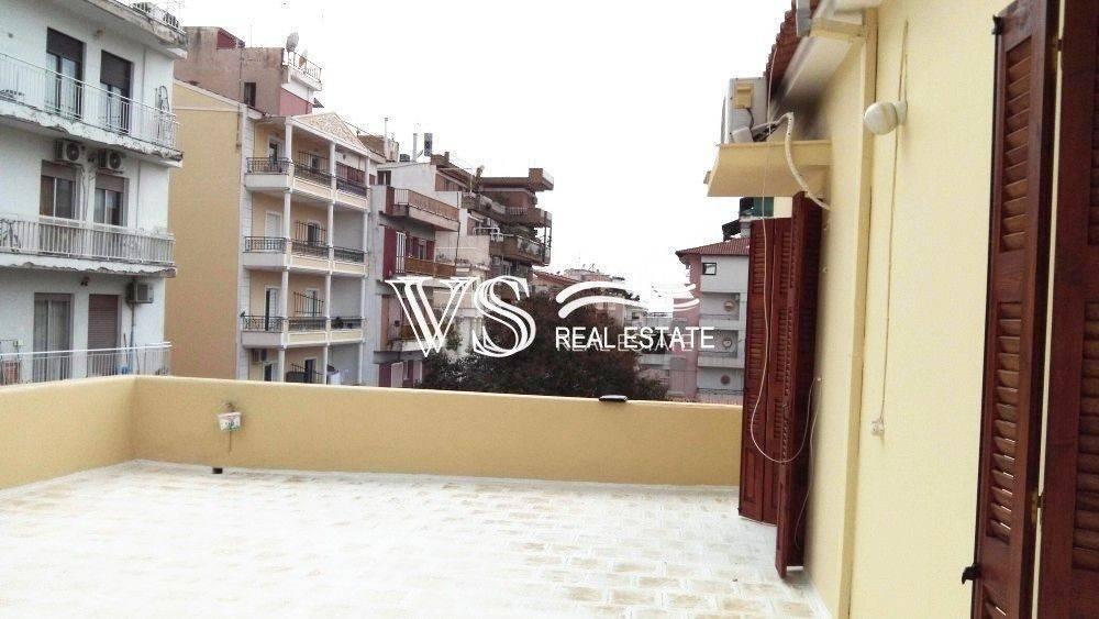 Θέα απο μπαλκόνι