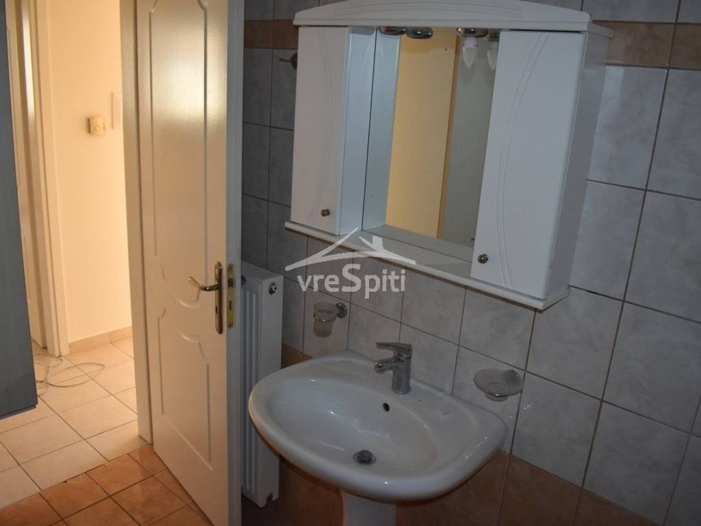 ΚΥΡΙΩΣ ΜΠΑΝΙΟ